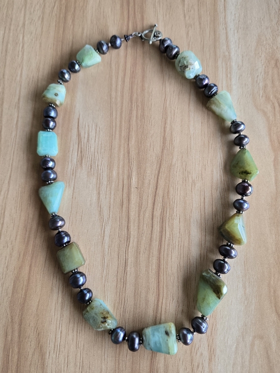 Artisan Jewelry - Atrisan Peruvian Opal Lustrous Black Freshwater Pearl Necklace Silvertone Accent